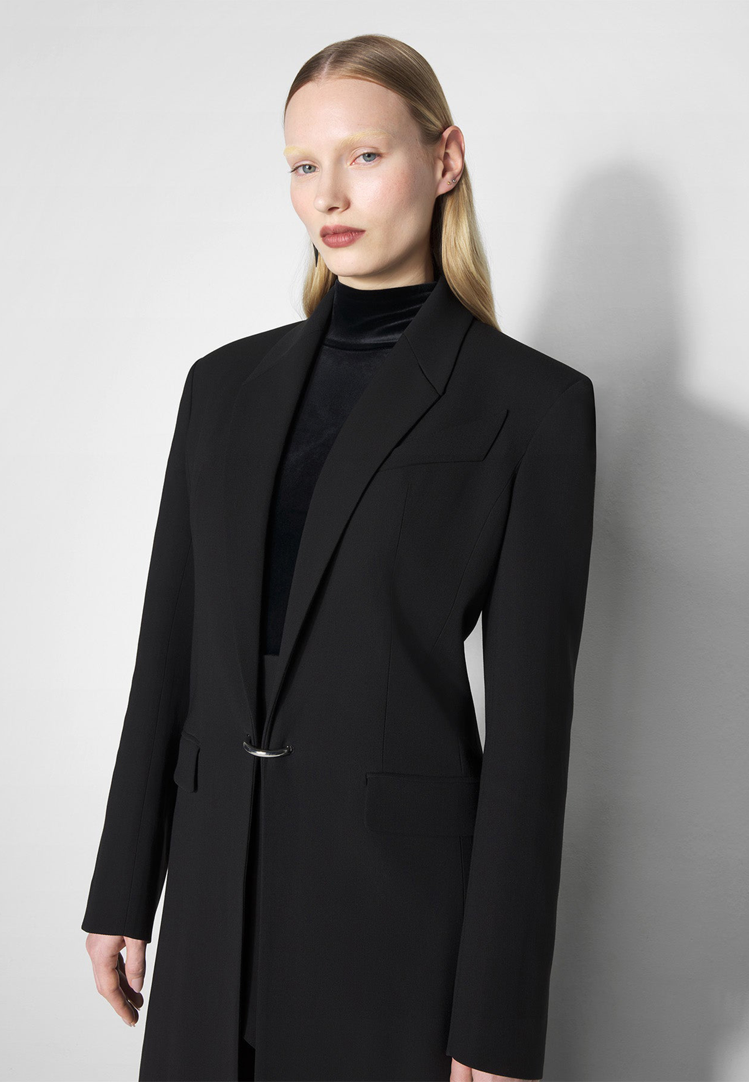 Пиджак MUGLER, Черный, Черный
Пиджак MUGLER, Черный, Черный