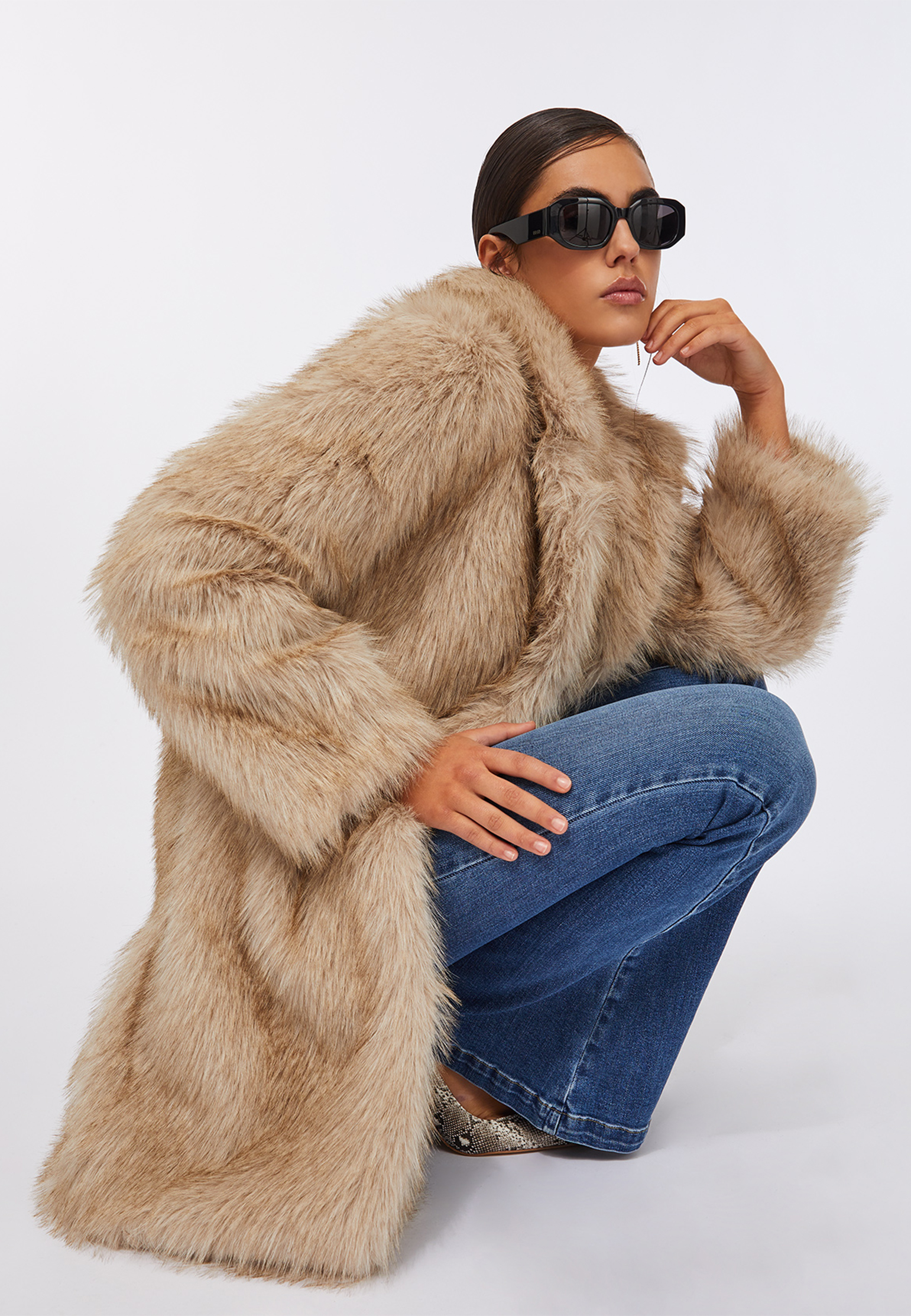 Шуба LIU JO, Бежевый, Бежевый
Шуба LIU JO, Бежевый, Бежевый