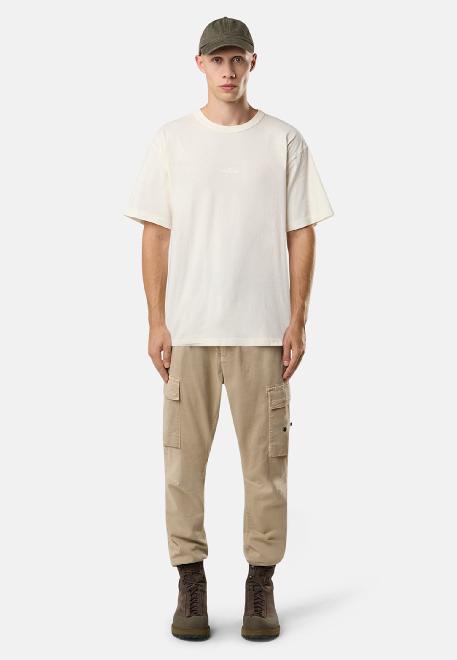 Футболка STONE ISLAND, Бежевый, Бежевый
Футболка STONE ISLAND, Бежевый, Бежевый