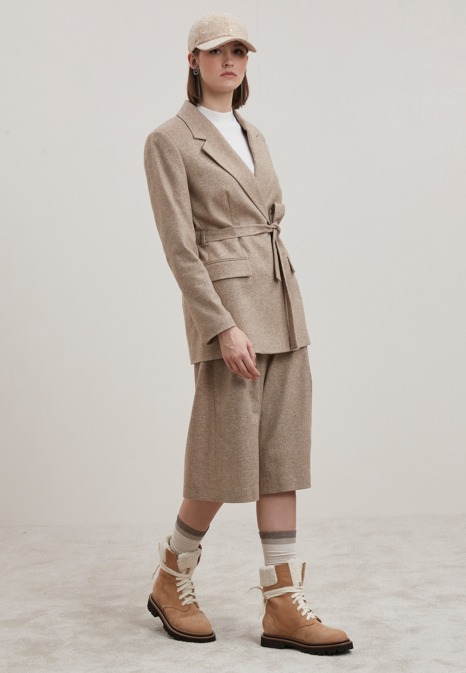 Ботинки PESERICO, Бежевый, Бежевый
Ботинки PESERICO, Бежевый, Бежевый