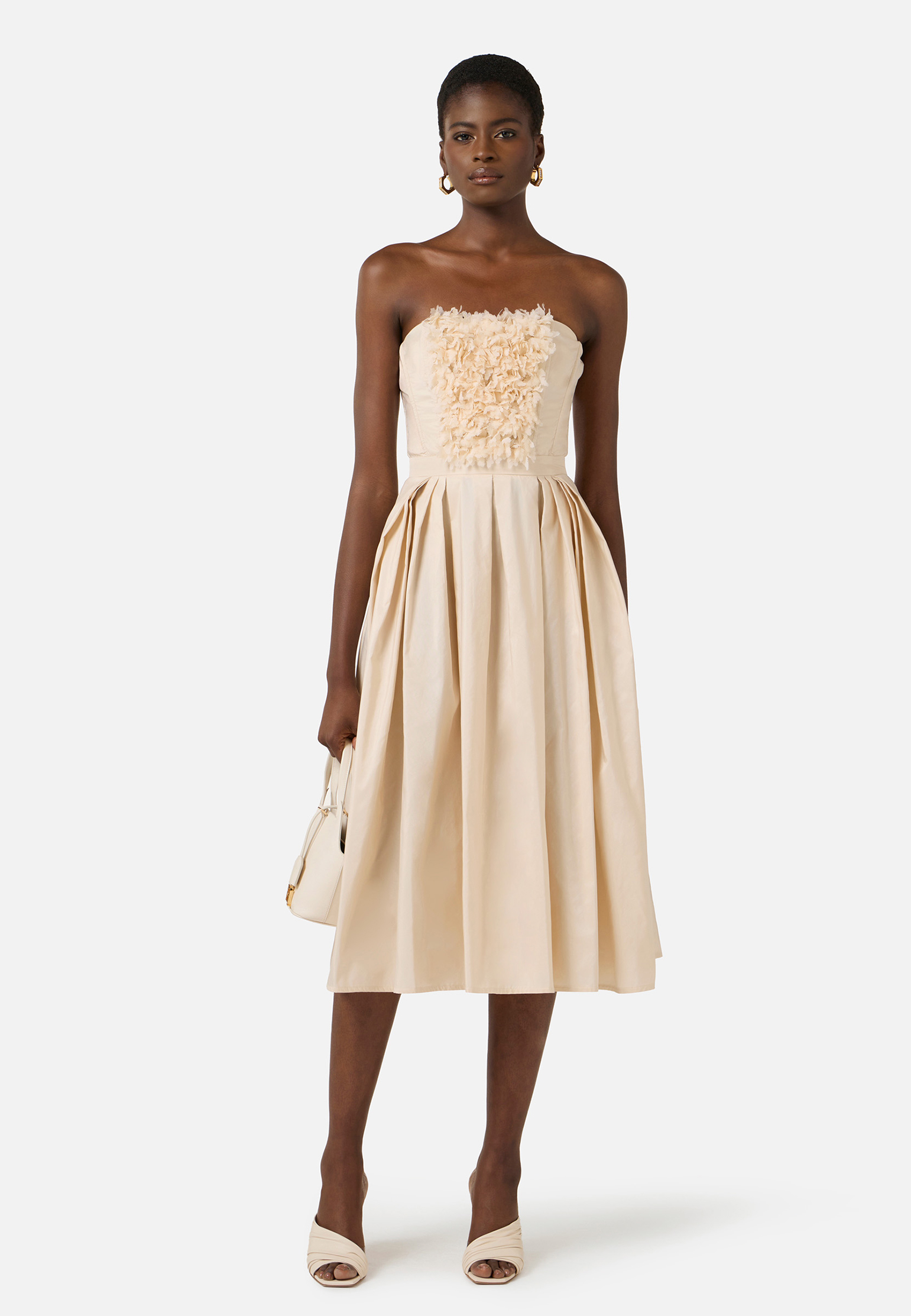 Платье ELISABETTA FRANCHI, Бежевый, Бежевый
Платье ELISABETTA FRANCHI, Бежевый, Бежевый