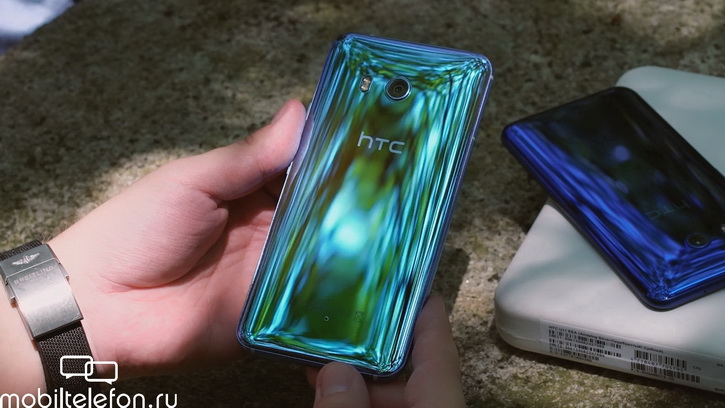 HTC     U11  ,   Bluetooth 5