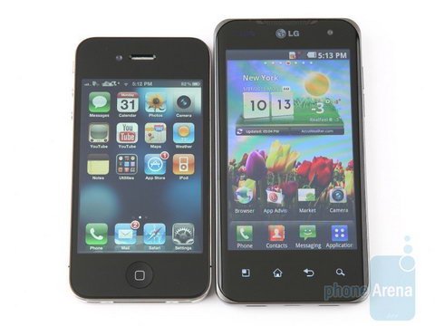 LG Optimus 2X  Apple iPhone 4