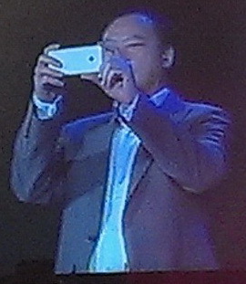    HTC M7 ()