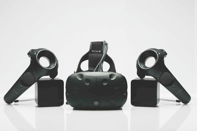 HTC Vive Pre:  VR-   