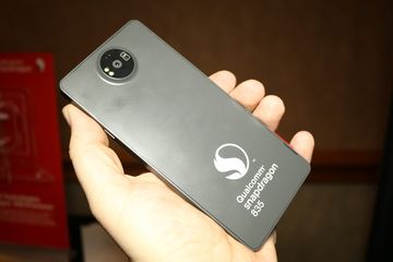 Nokia 8  Snapdragon 835    