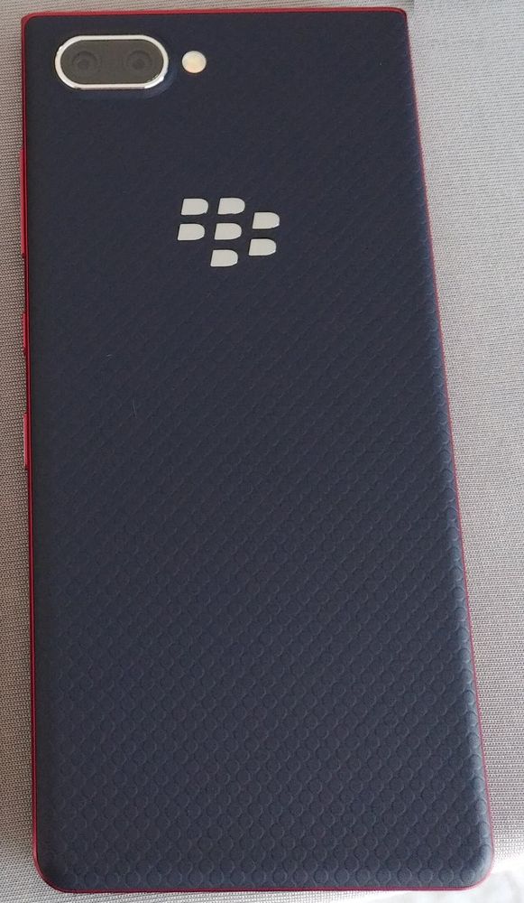 BlackBerry KEY2 Lite    