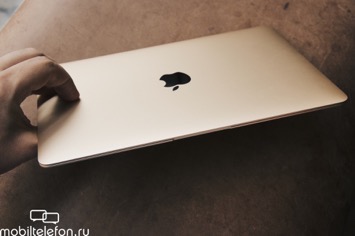  Apple MacBook 2015:    