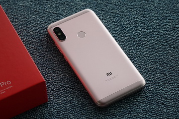 ,    Xiaomi Redmi 6 Pro  