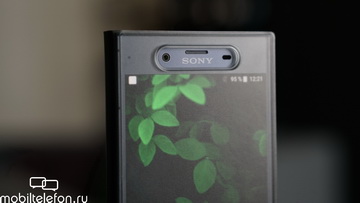  Sony Xperia XZ1