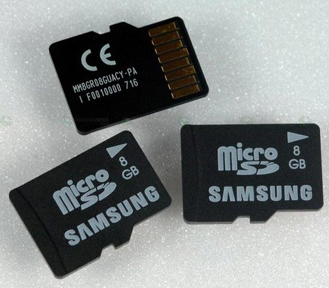 Samsung  8    microSD