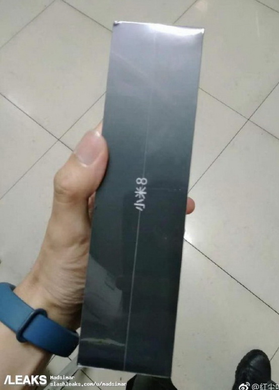  Xiaomi Mi8     
