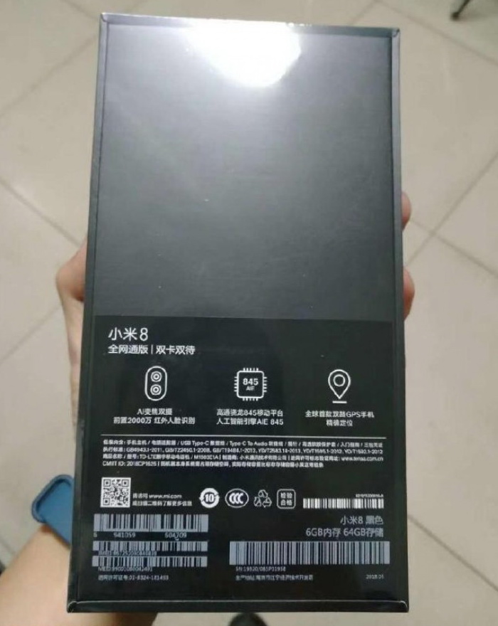  Xiaomi Mi8     