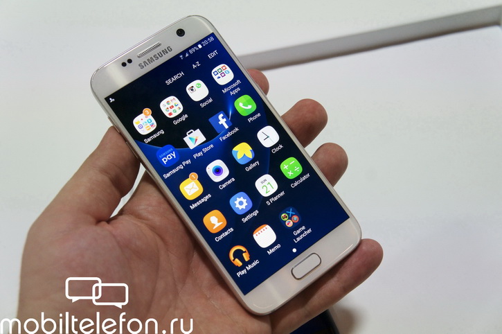 Samsung Galaxy S7 -       iPhone 7