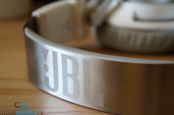   JBL Synchros S500