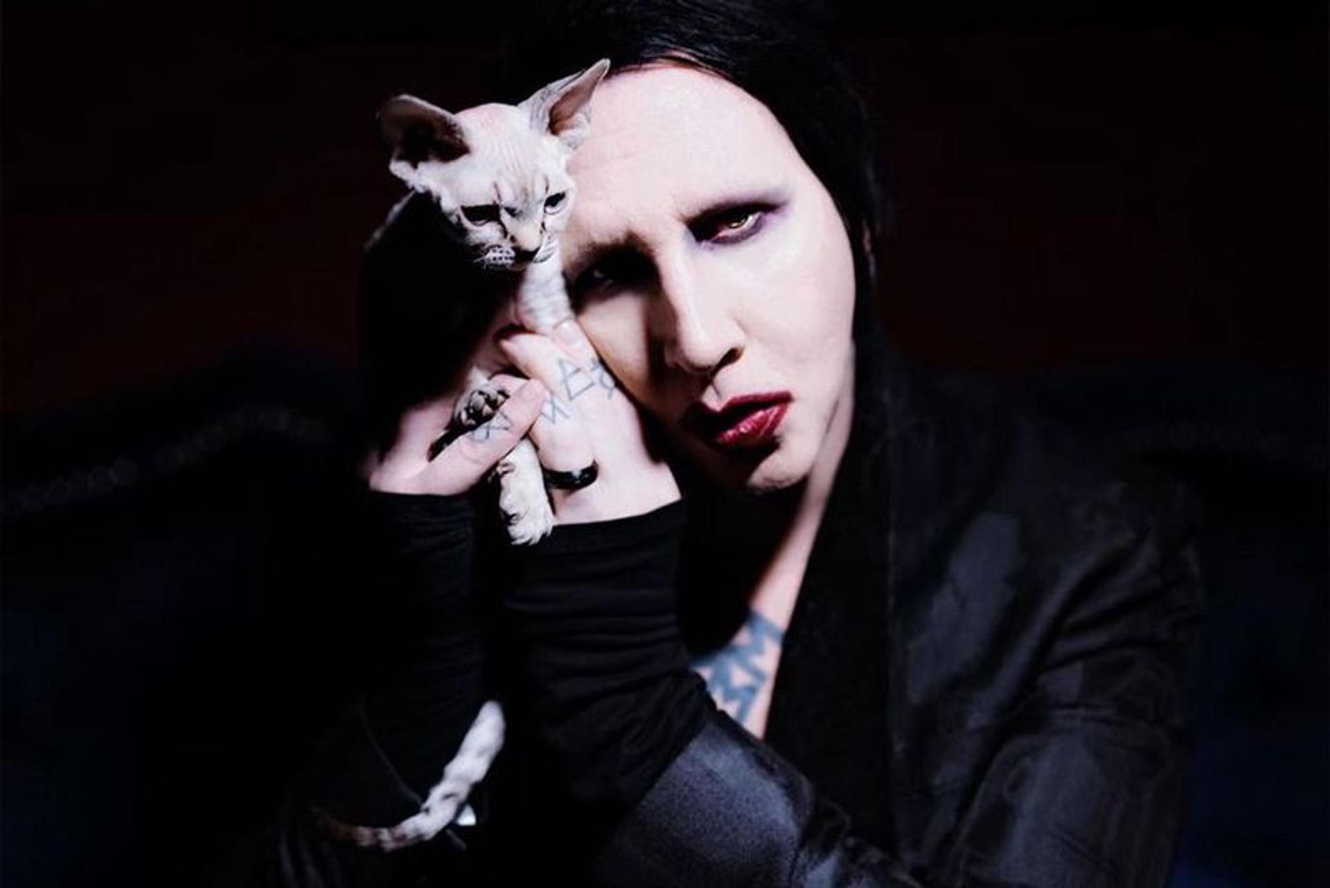 Marilyn Manson Soundproof Room