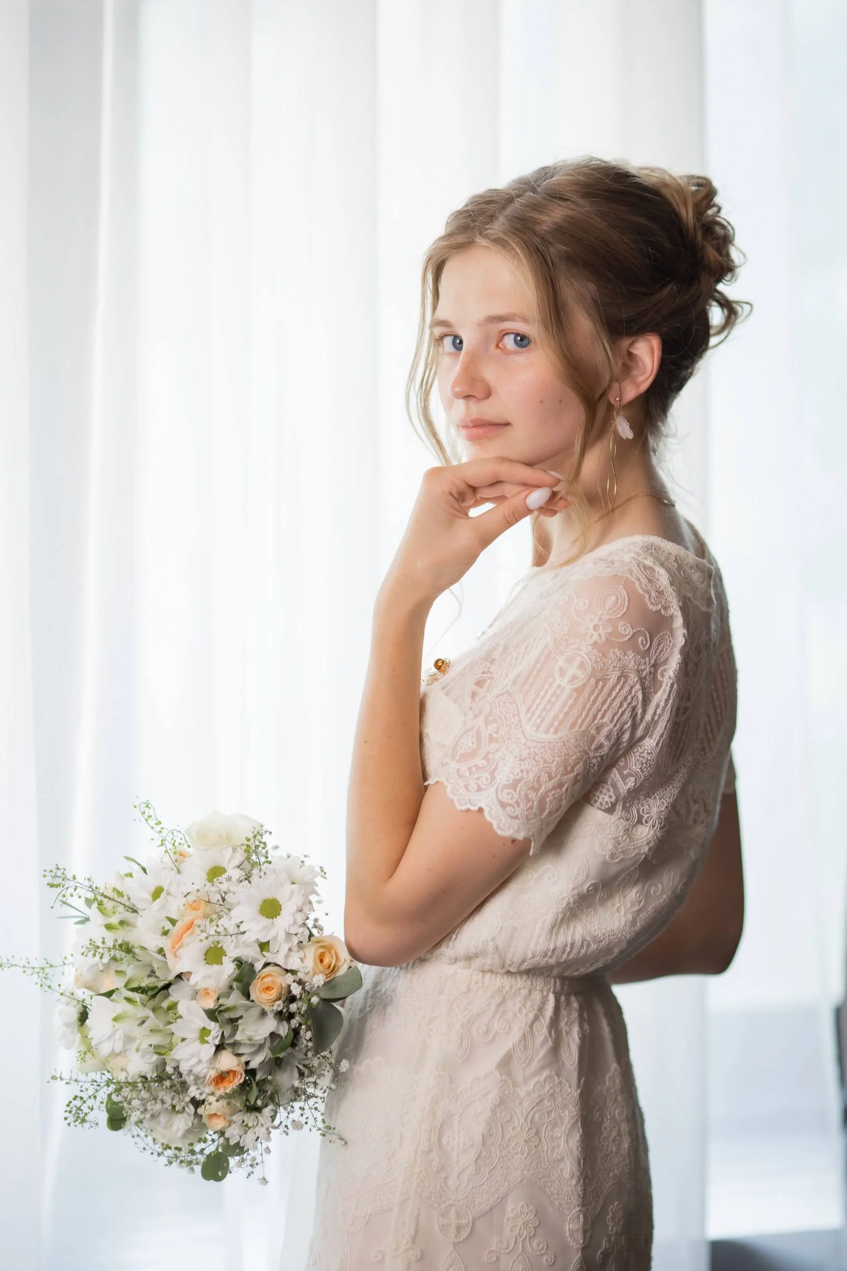 Логотип Полина Тихонова