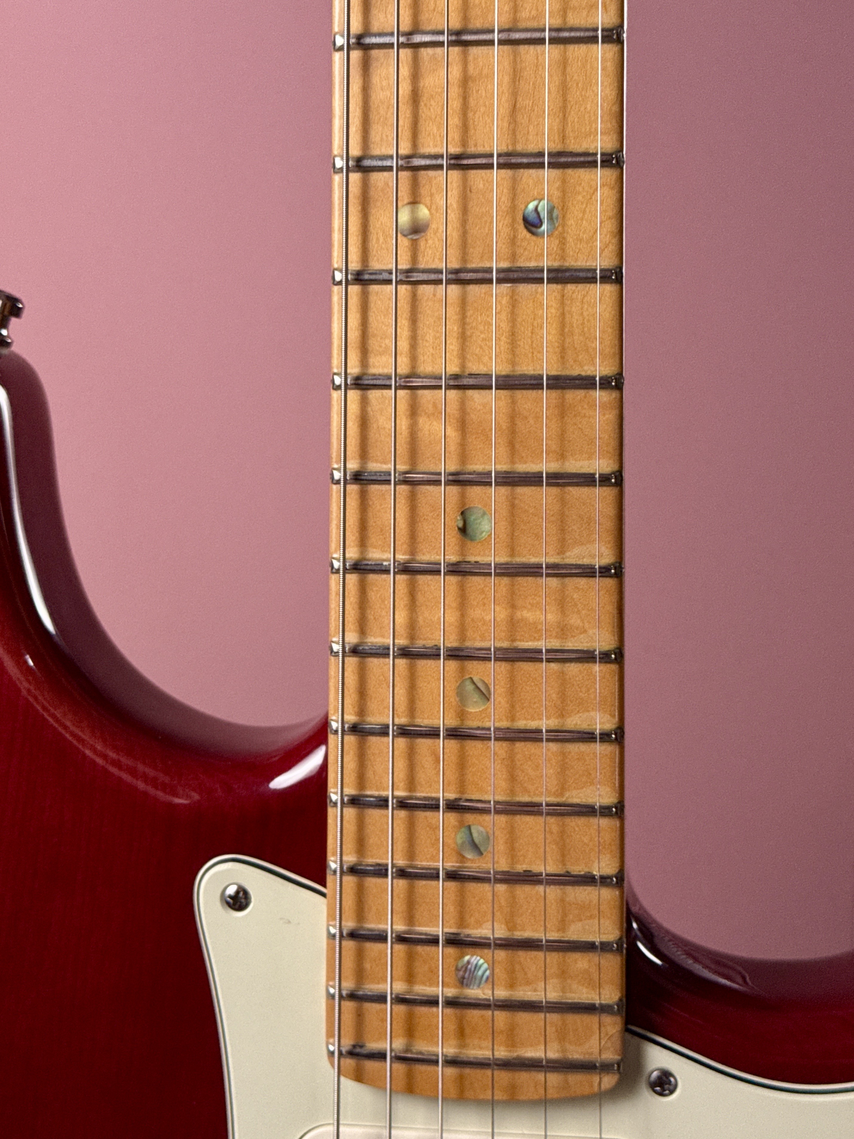 Fender American Deluxe Stratocaster 1998 Crimson Red Transparent, электрогитара, фото 6