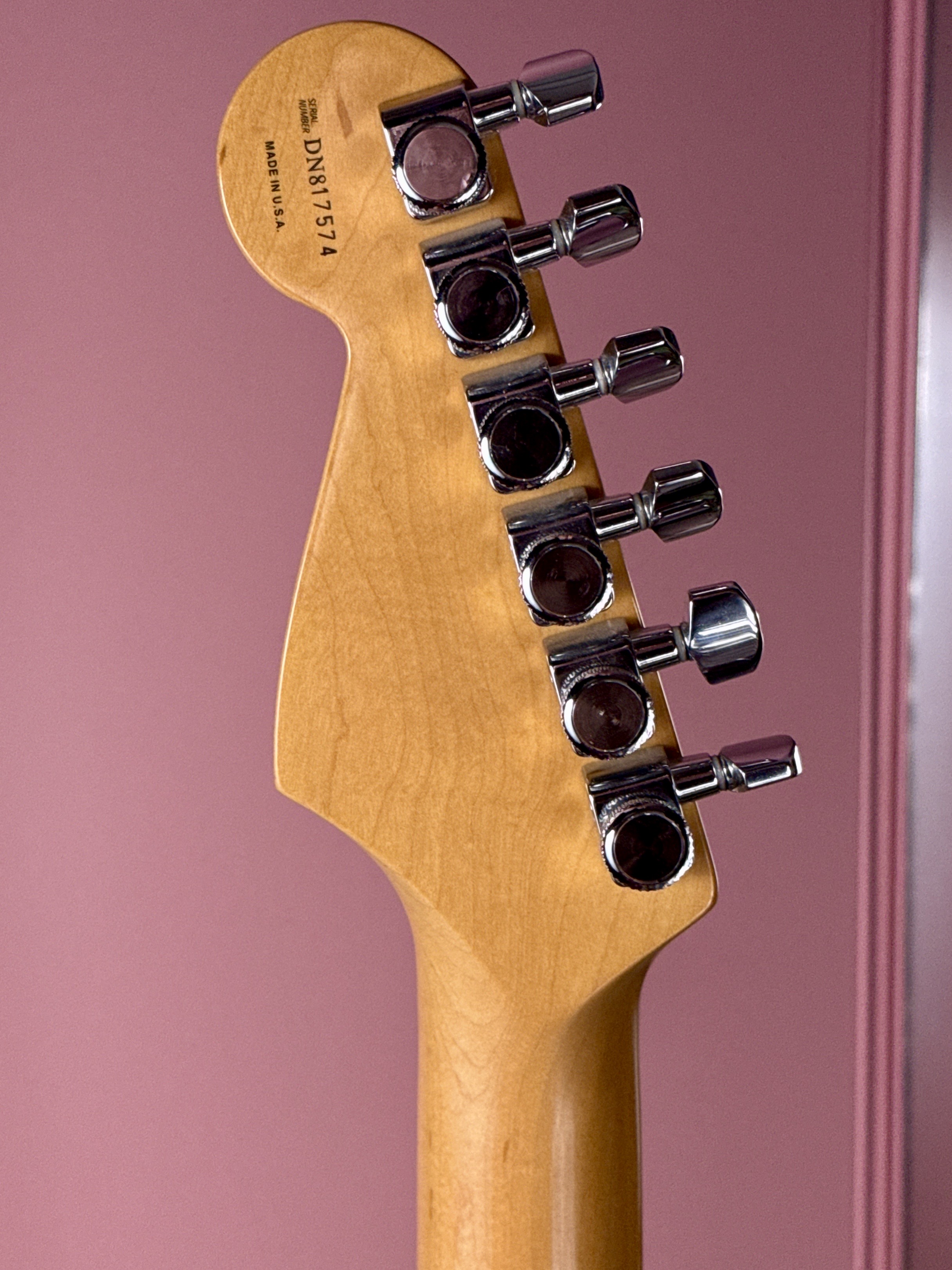 Fender American Deluxe Stratocaster 1998 Crimson Red Transparent, электрогитара, фото 8
