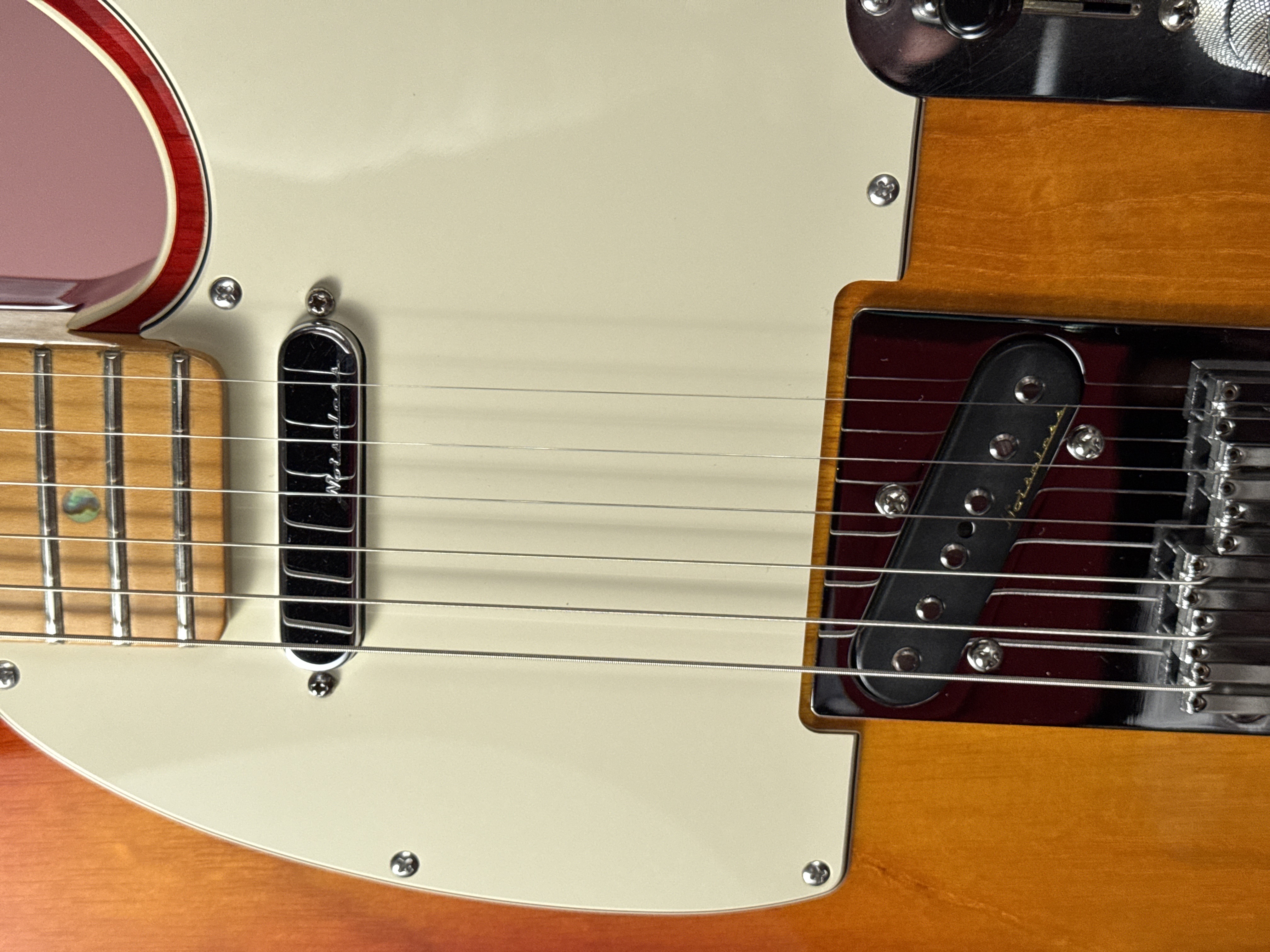 Fender American Deluxe Telecaster 2002 Cherry Sunburst, электрогитара, фото 8