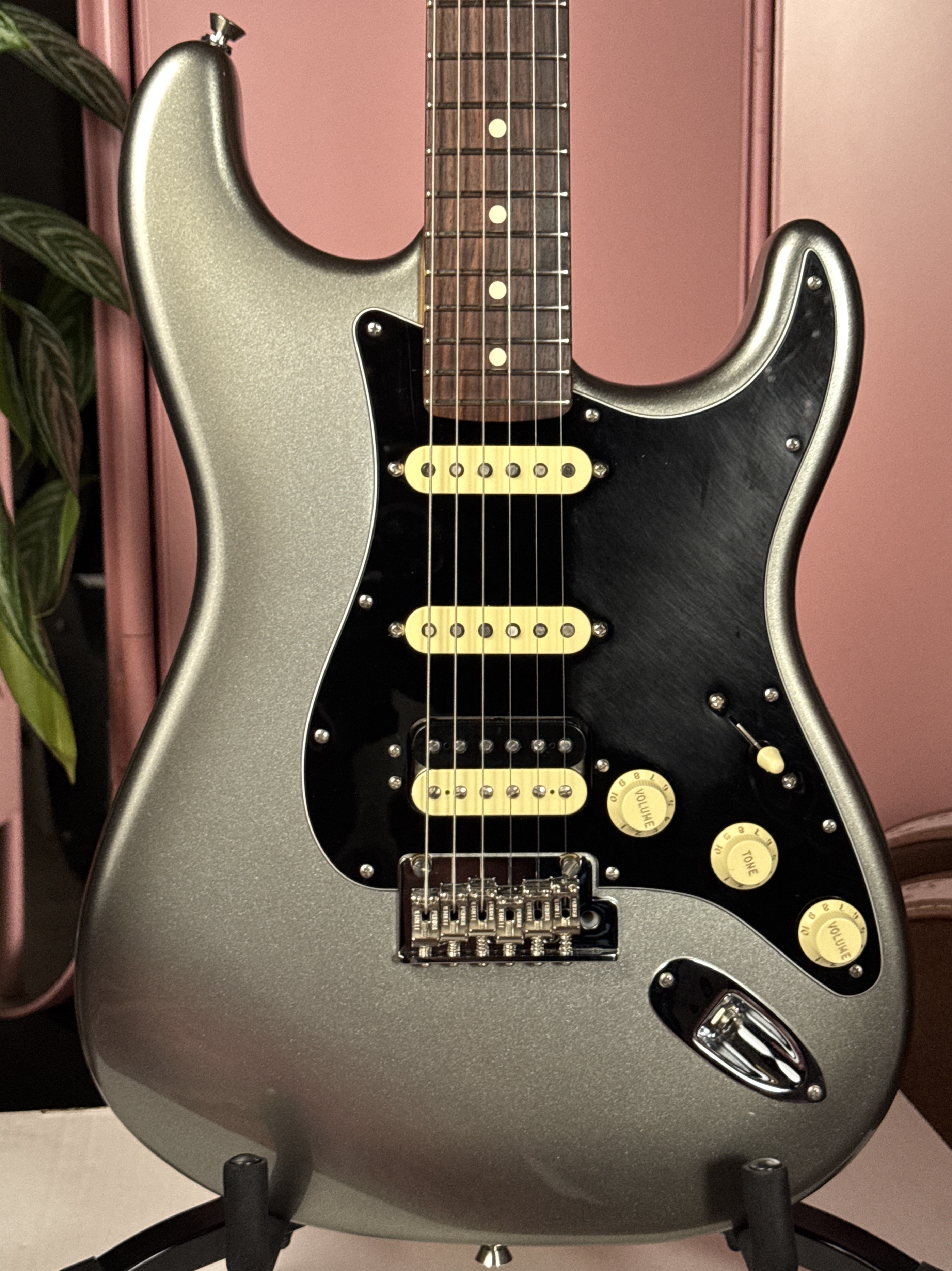 Fender American Professional II Stratocaster HSS
