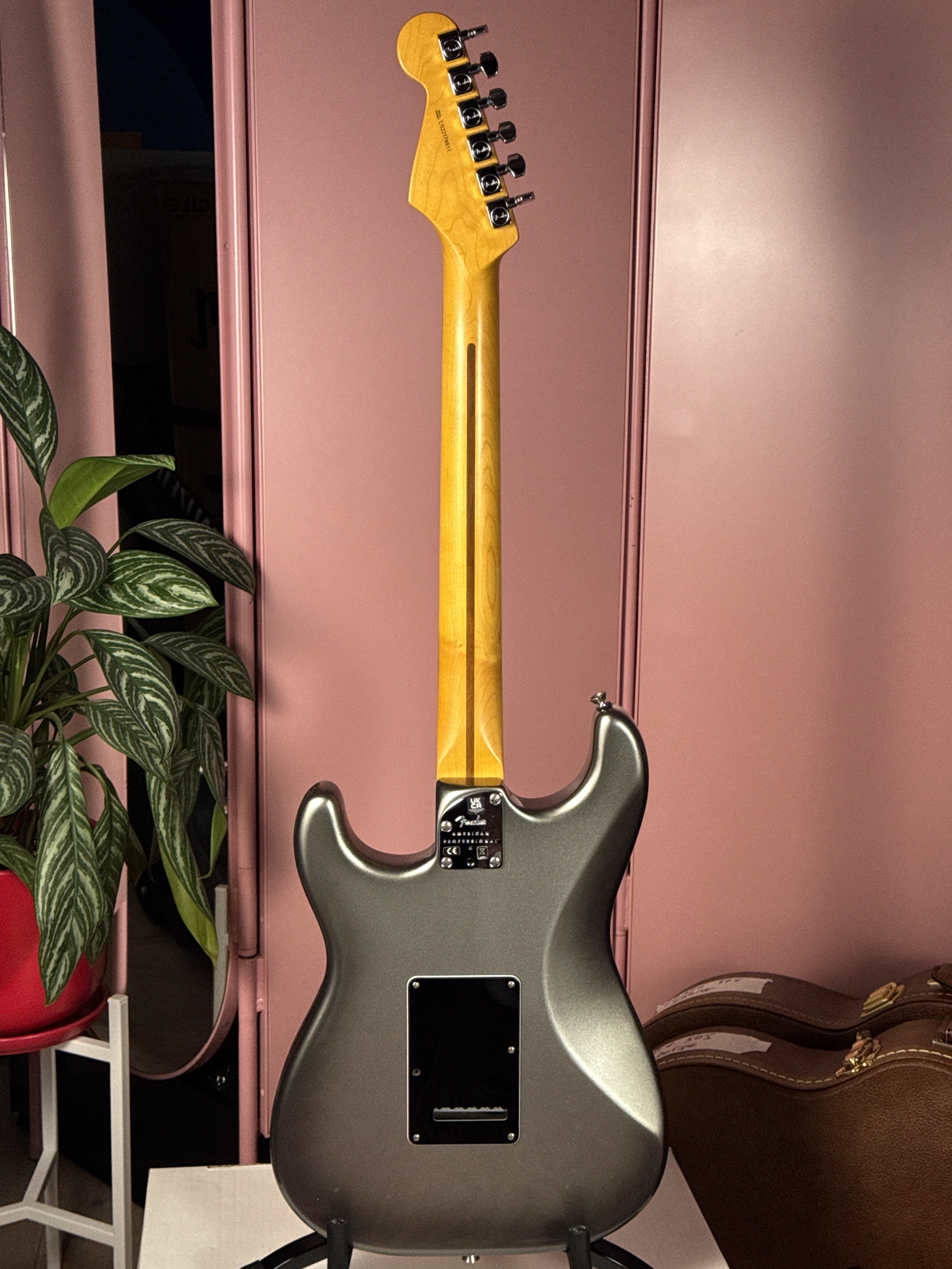Fender American Professional II Stratocaster HSS 2022 Mercury, электрогитара, фото 12