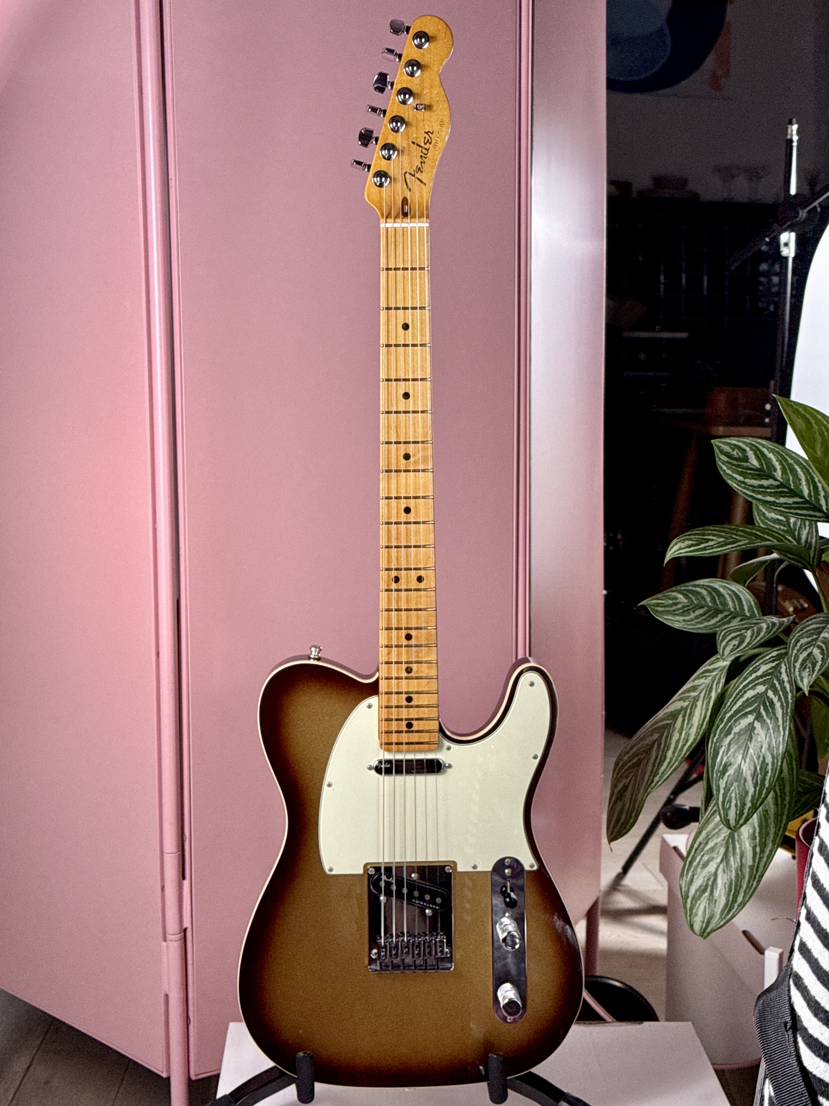 Fender American Ultra Telecaster 2019 Mocha Burst, электрогитара, фото 2