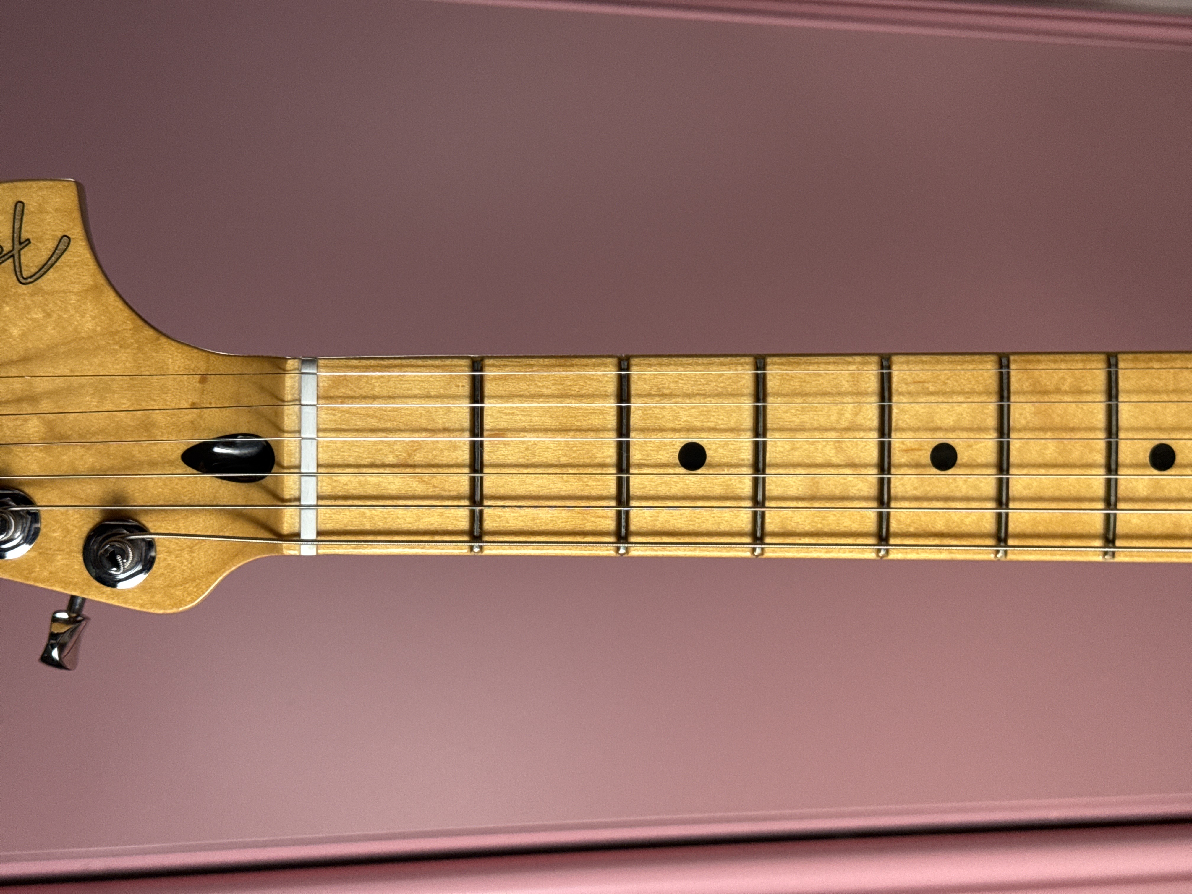 Fender Player II Mustang 2024 3-Tone Sunburst, электрогитара, фото 4