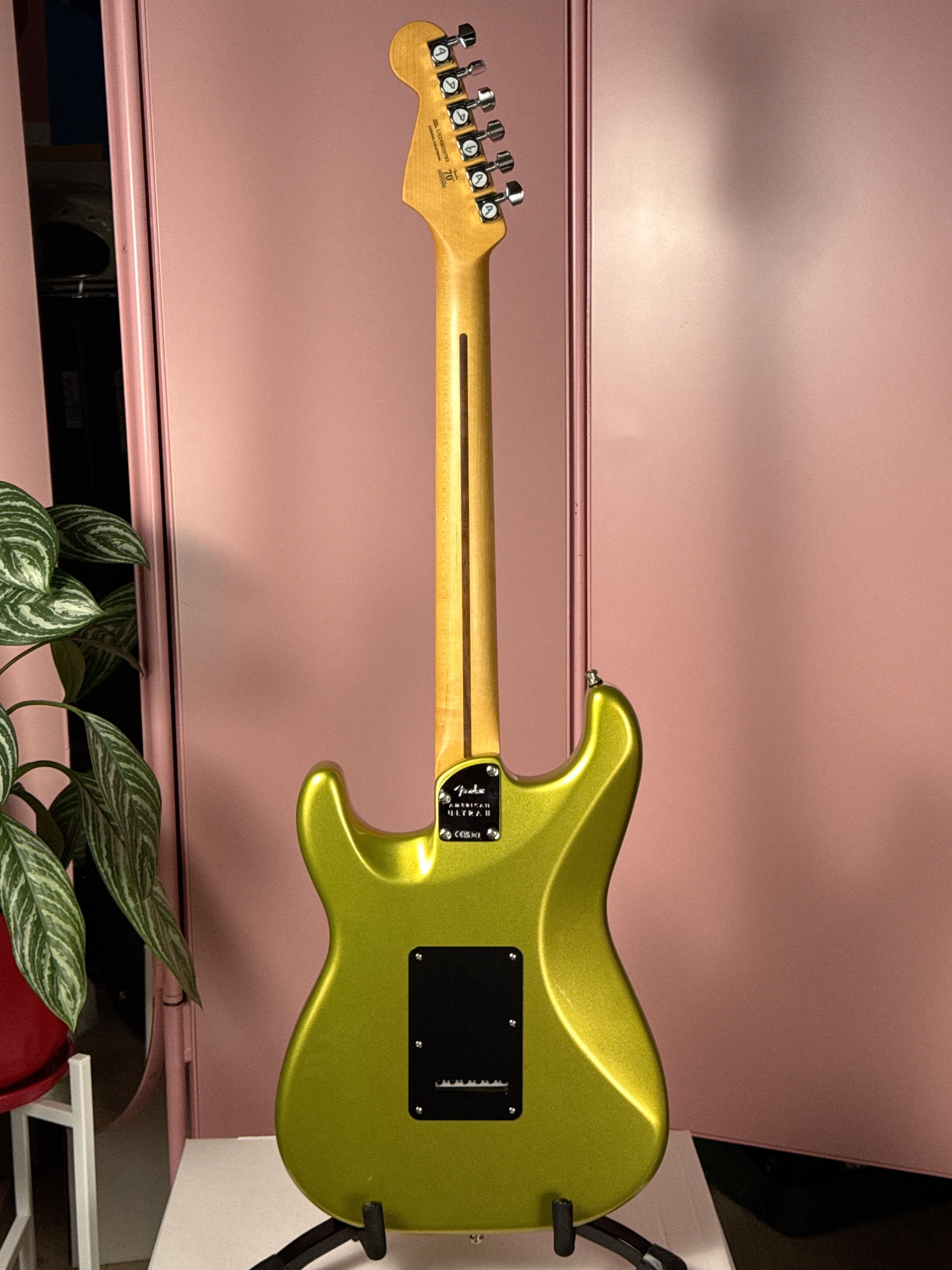 Fender American Ultra II Stratocaster 2024 Solar Flare, электрогитара, фото 11