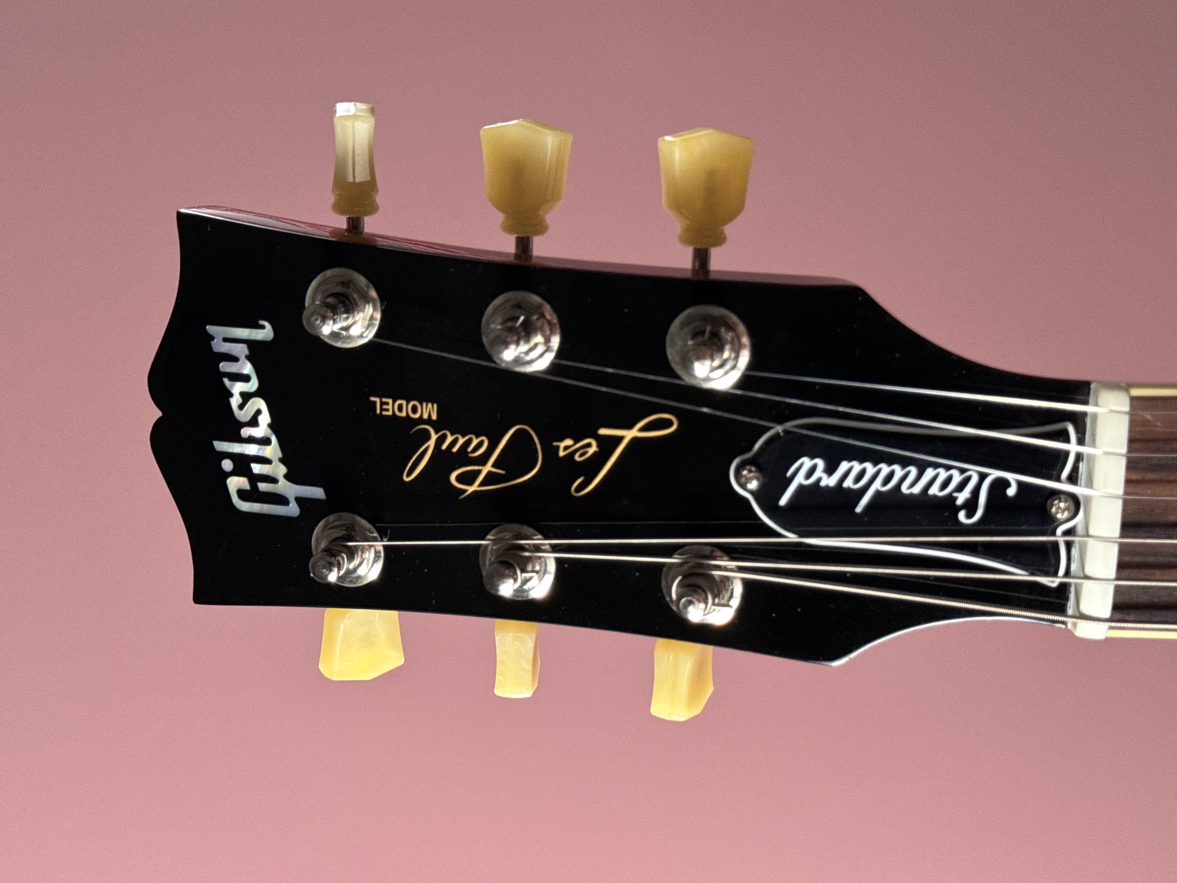 Инкрустация на голове Gibson Les Paul Standard 50s