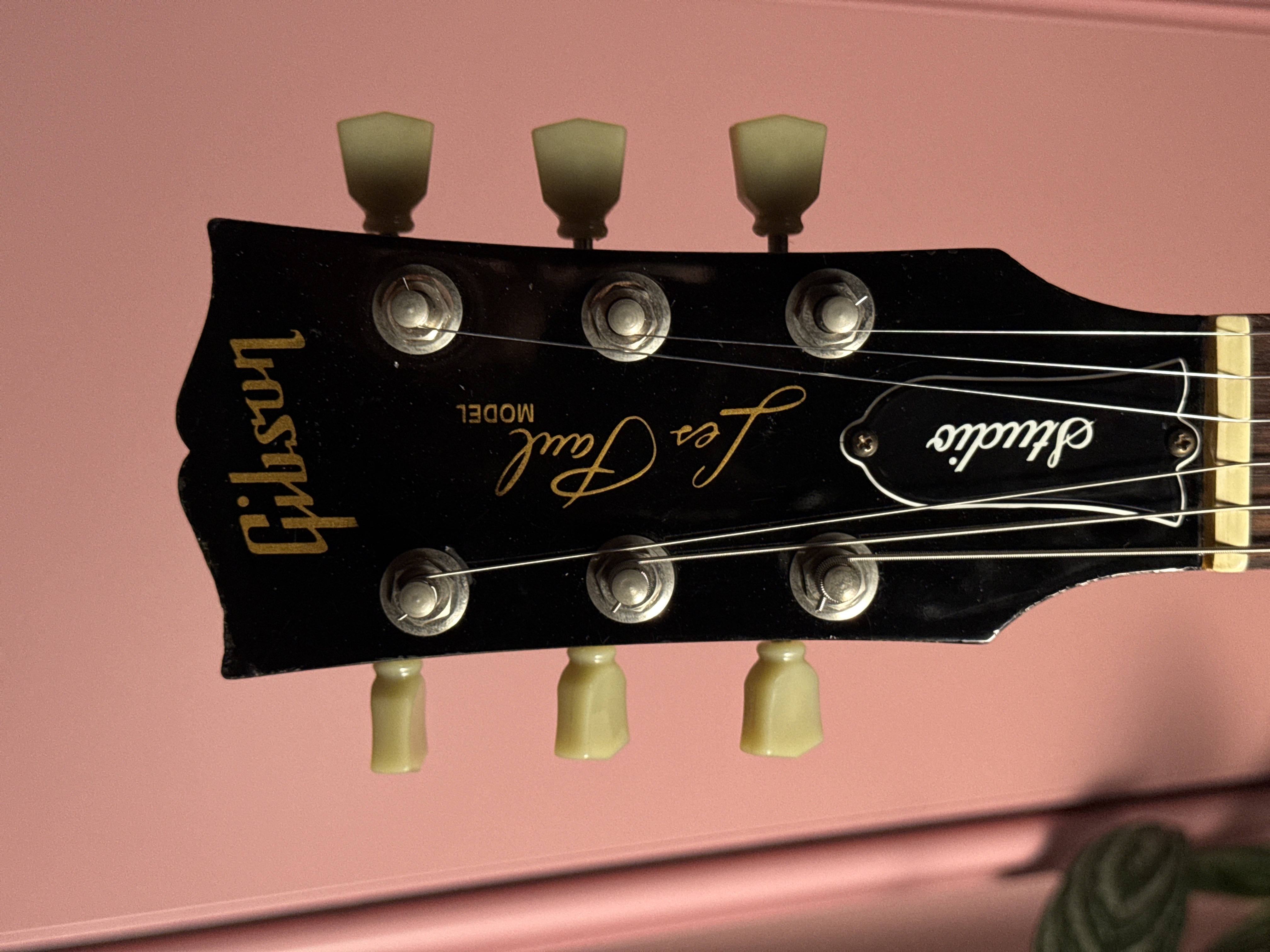 Gibson Les Paul Studio 2006 Ebony за 100 000 ₽, электрогитара, фото 3