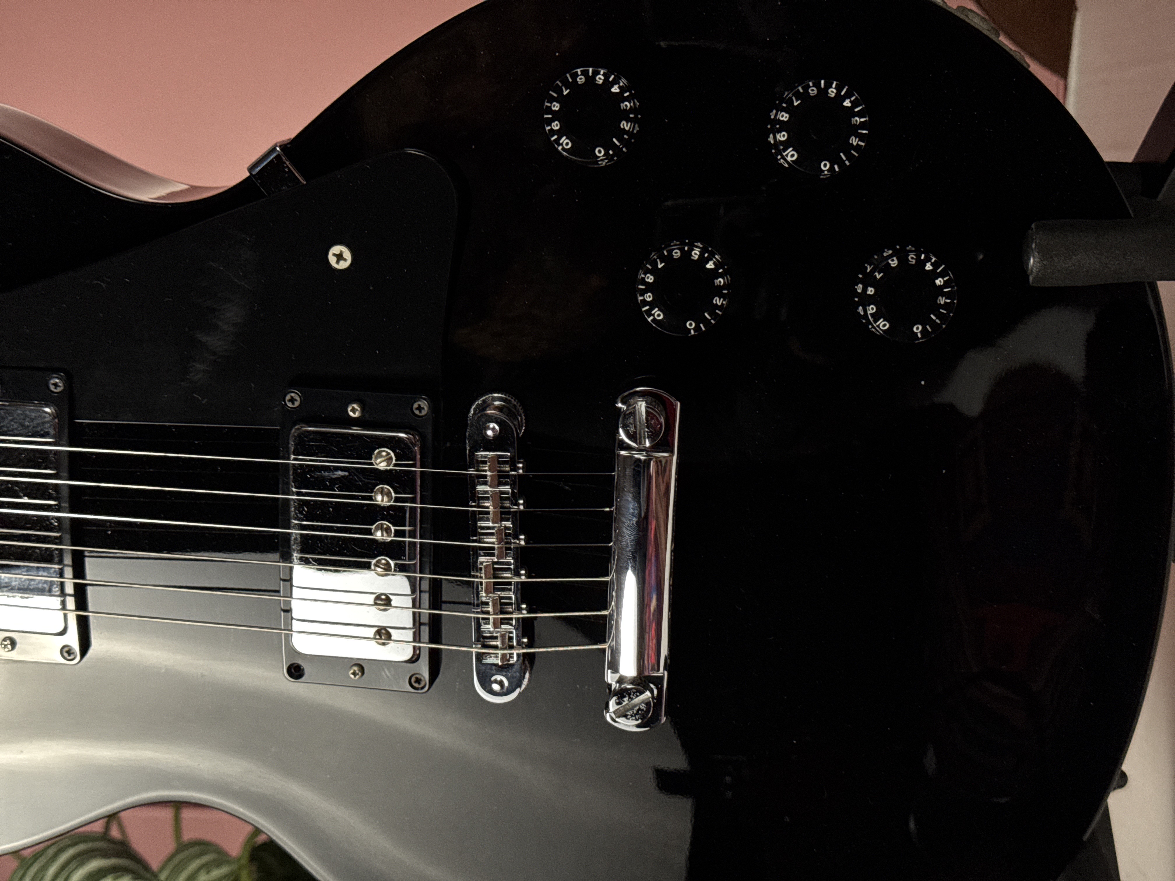 Gibson Les Paul Studio 2006 Ebony за 110 000 ₽, электрогитара, фото 4