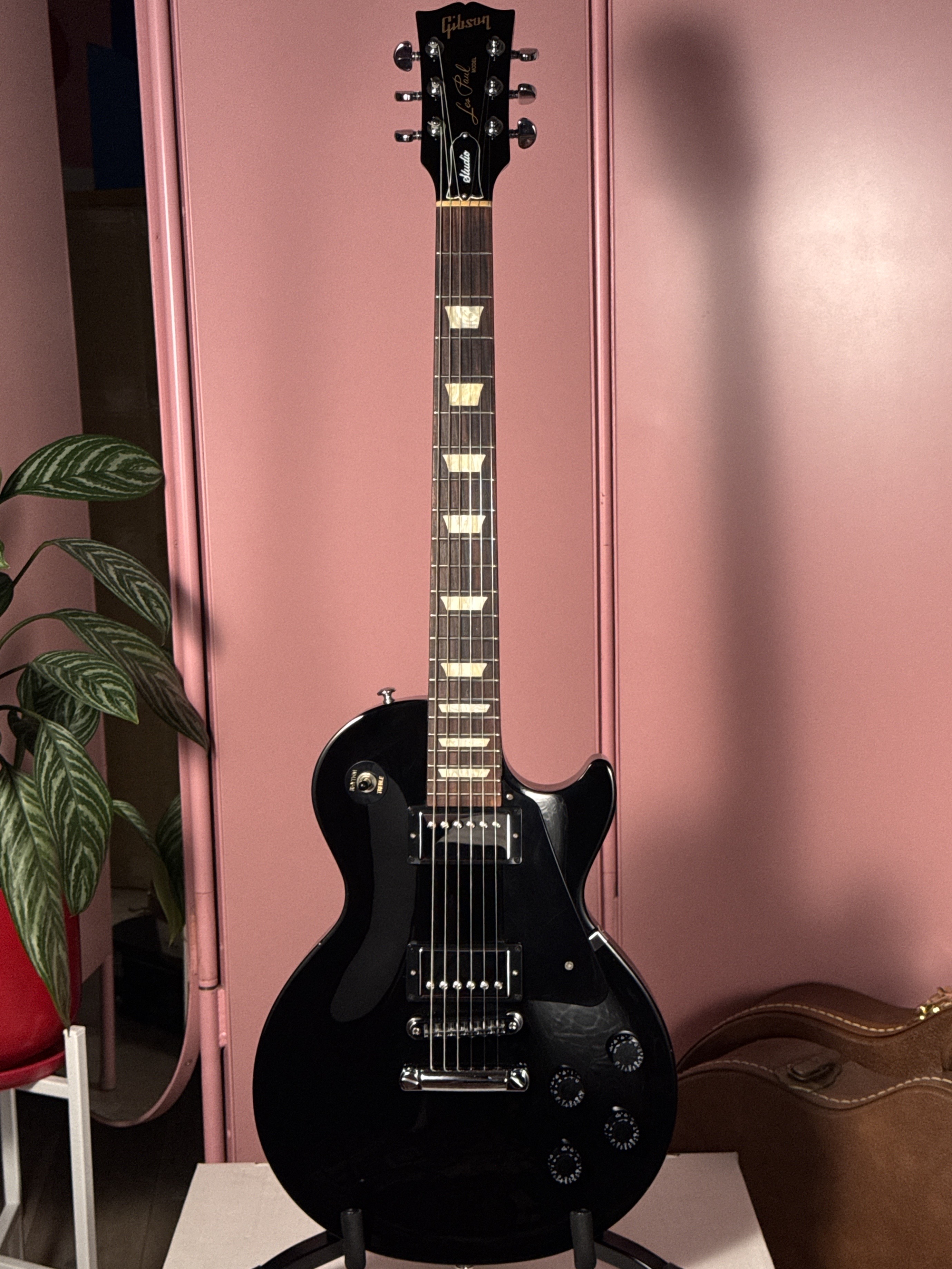 Gibson Les Paul Studio 2021 Ebony, электрогитара, фото 2