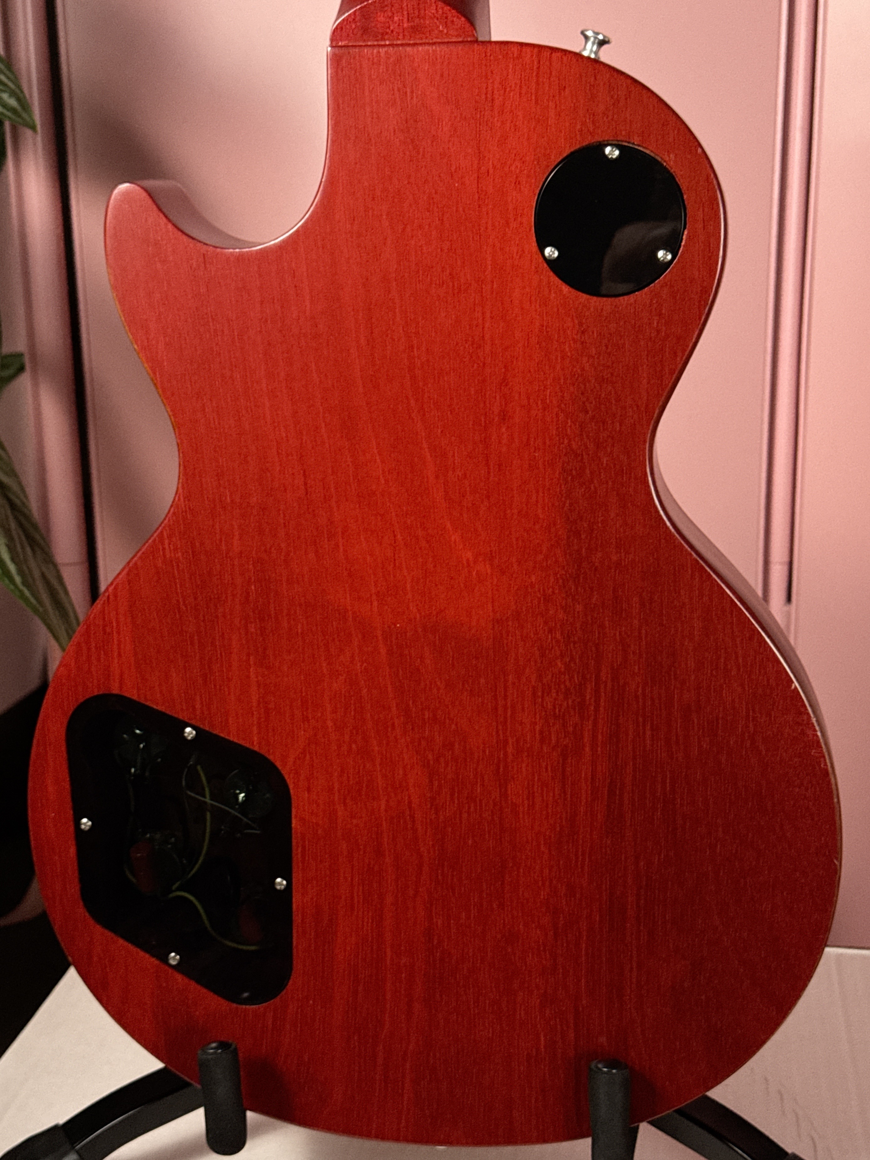 Gibson Les Paul Studio 50's Tribute P-90 2010 Worn Satin Cherry, электрогитара, фото 12
