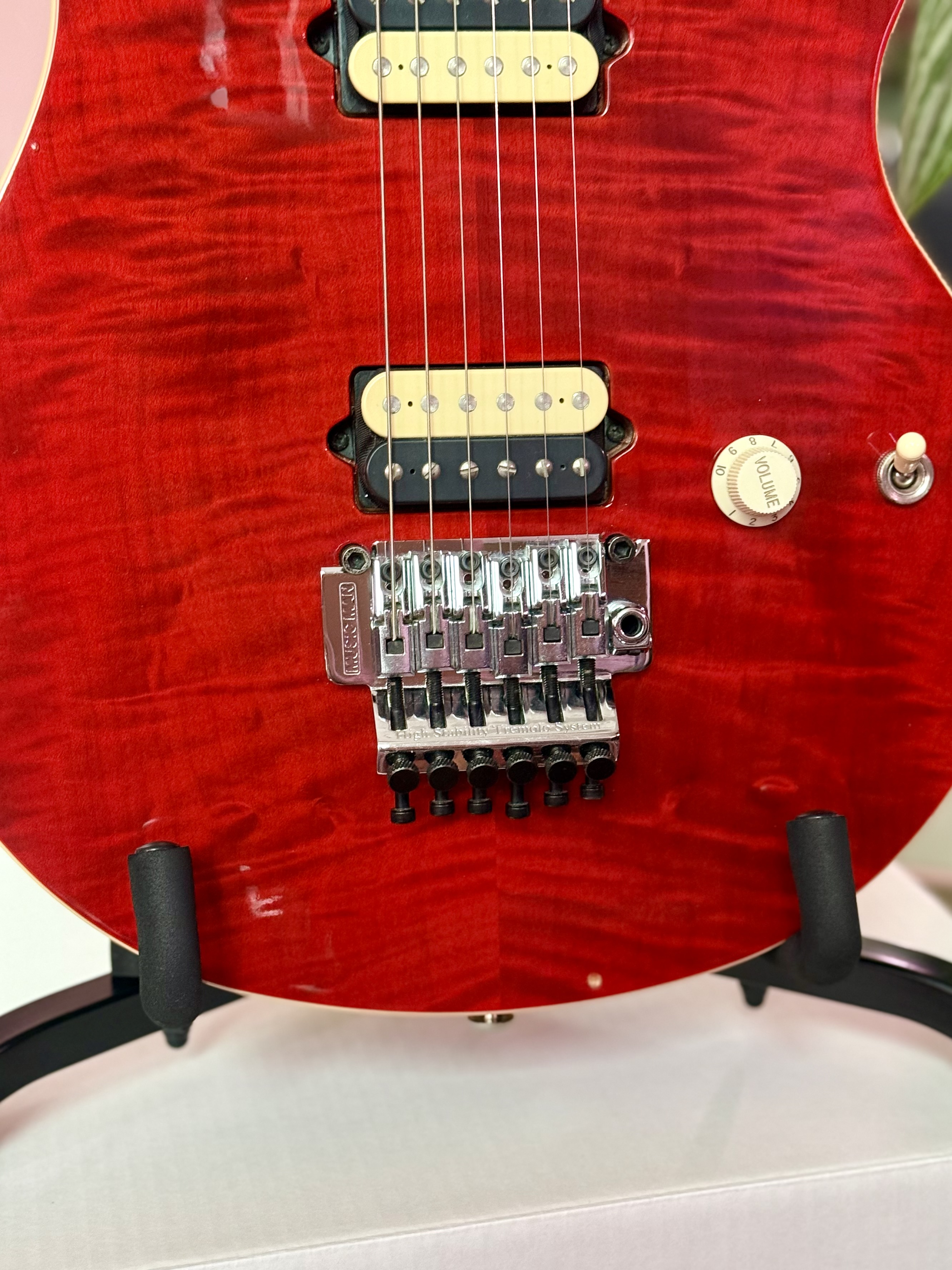Ernie Ball Music Man Axis 2007 Trans Red, электрогитара, фото 4