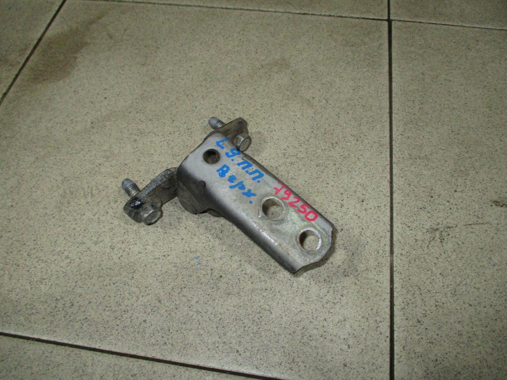Петля двери передней для Mitsubishi Lancer 9 (CS) 2003-2006