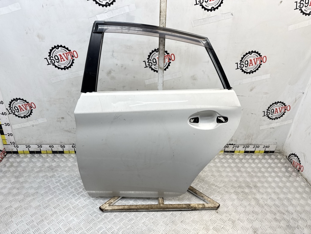 Дверь задняя левая для Toyota Prius (XW30, 2010)