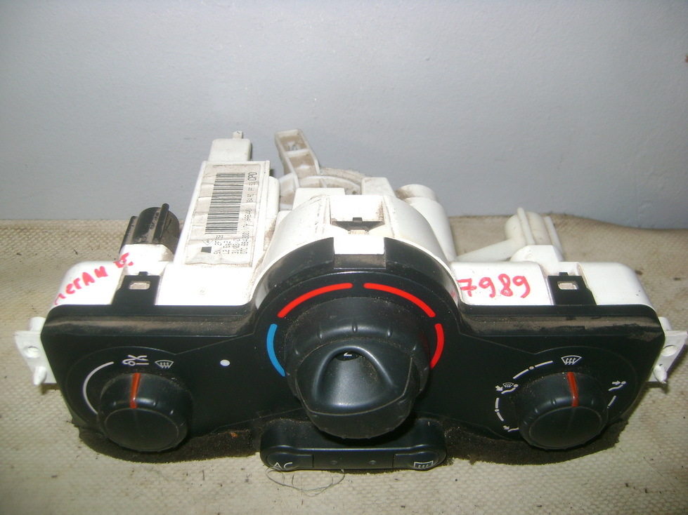 Блок управления отопителем (печкой) для Renault Megane II 2002-2009