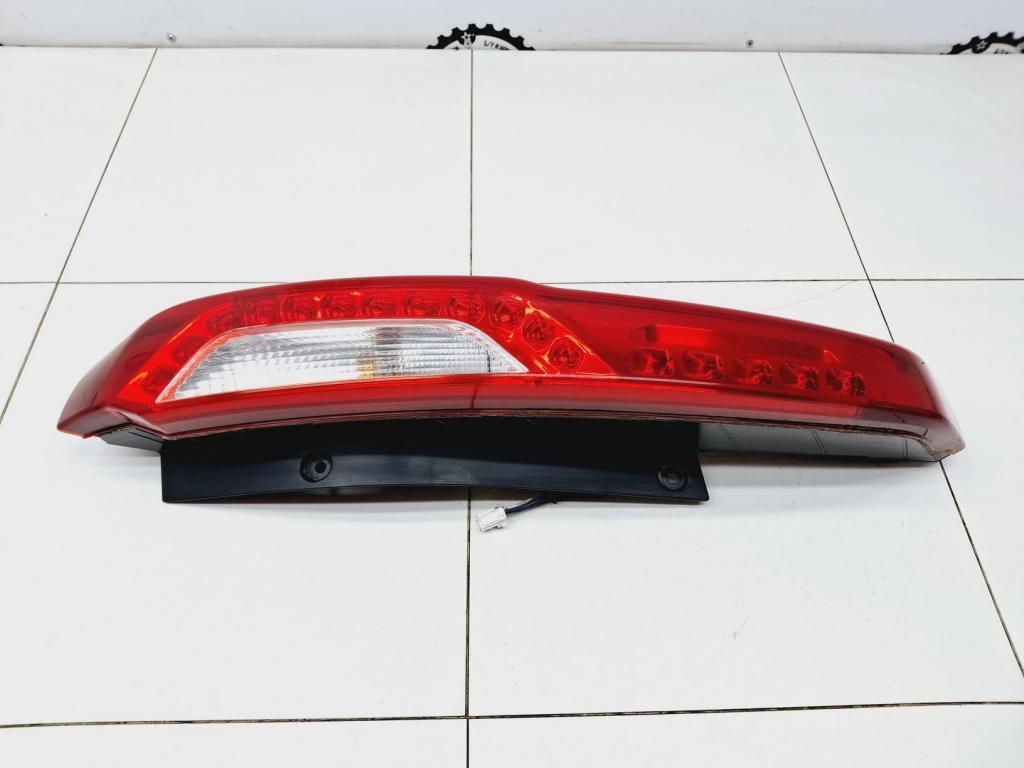 Фонарь задний левый для Nissan X-Trail (T31) 2007-2013