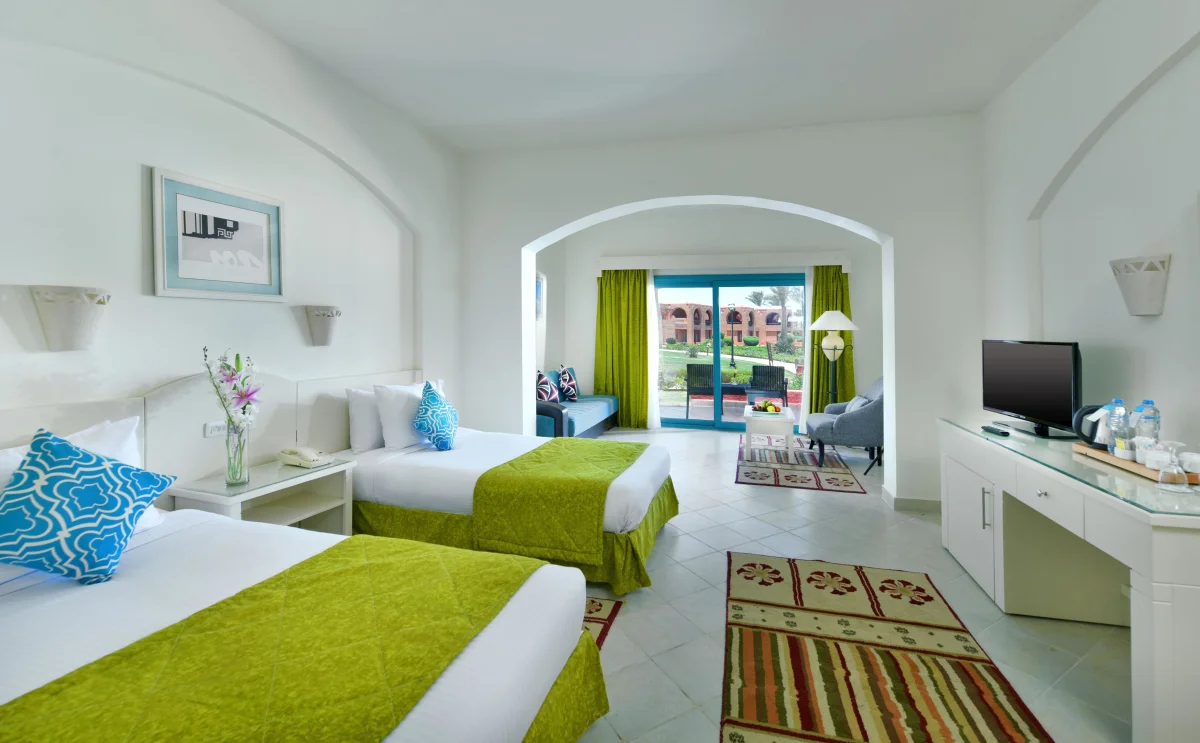 Double or Twin Room with Garden View (стандартный двухместный номер с видом на сад)