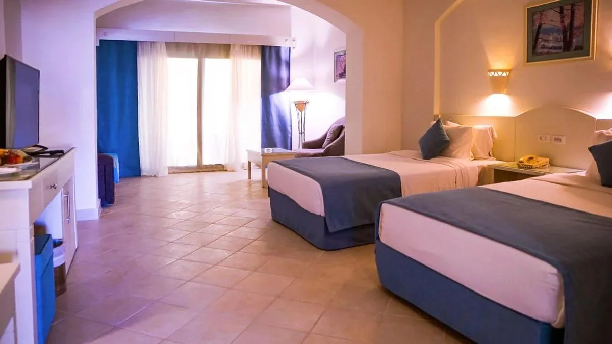 Double or Twin Room with  Sea View  (стандартный двухместный номер с видом на море)