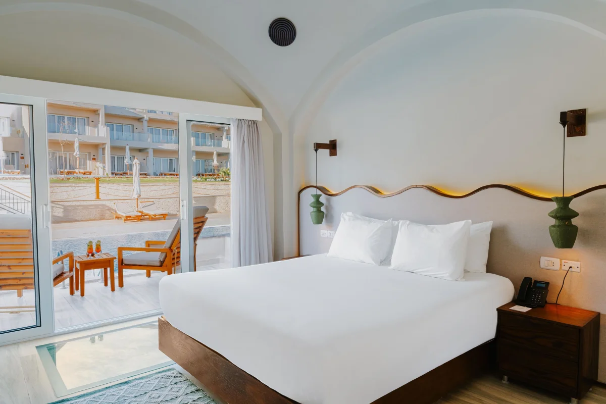 Maldives Rooms (супериор двухместный номер с видом на лагуну)