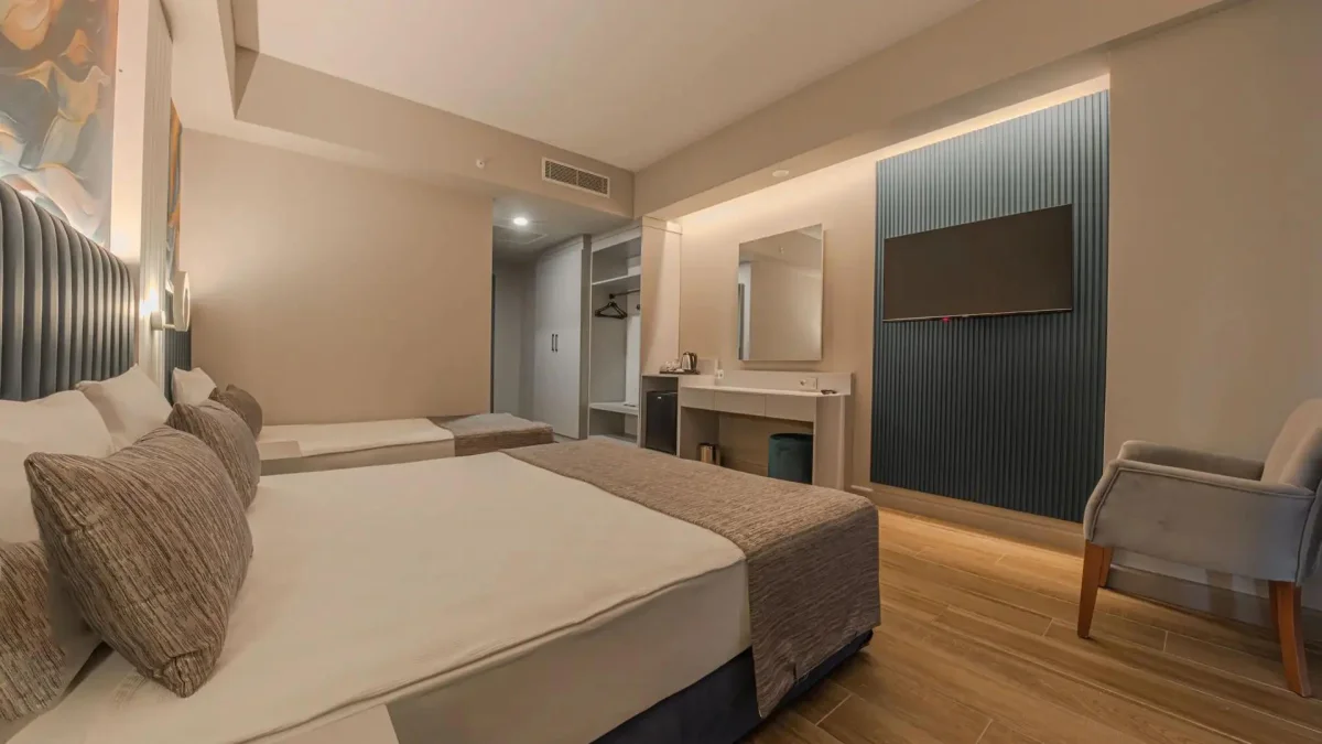 Standart Room 1 (стандартный двухместный номер с видом на территорию)