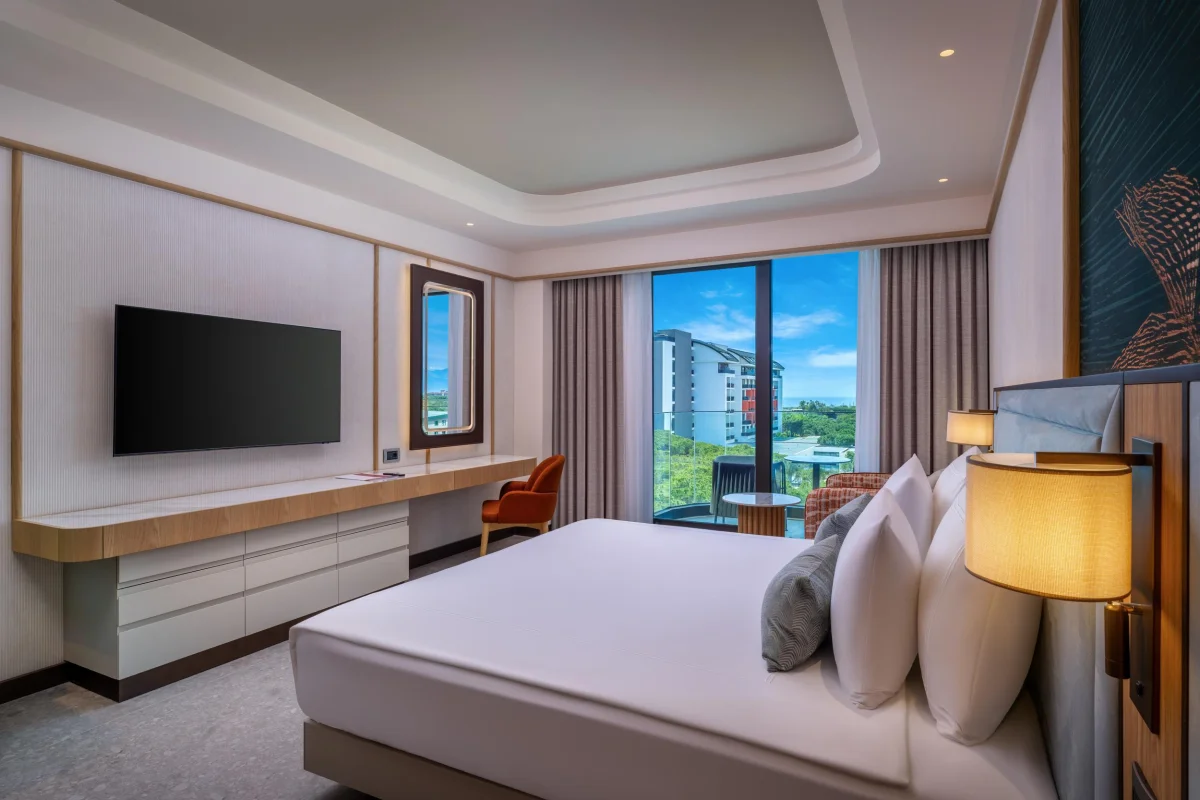 Deluxe Room Sea Side (делюкс двухместный номер с боковым видом)