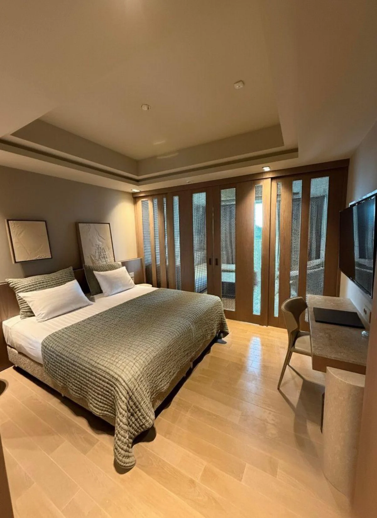 SUPERIOR LARGE ROOM GARDEN VIEW (супериор семейный номер с видом на сад)