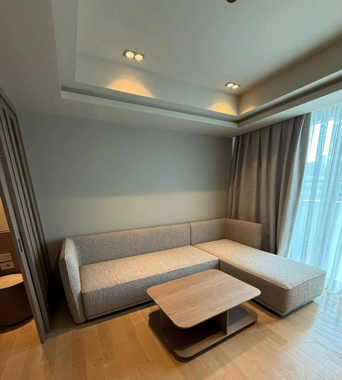 SUPERIOR LARGE ROOM GARDEN VIEW (супериор семейный номер с видом на сад)