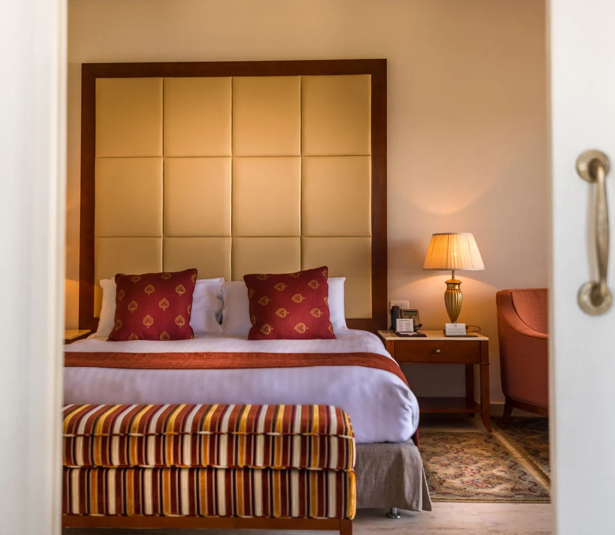 Ambassador Sea View Suite – 2 Bedrooms (номер)