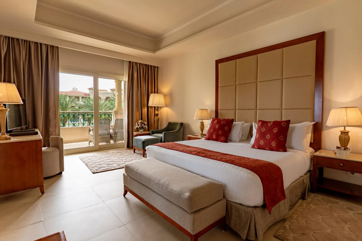 Ambassador Sea View Suite – 2 Bedrooms (номер)