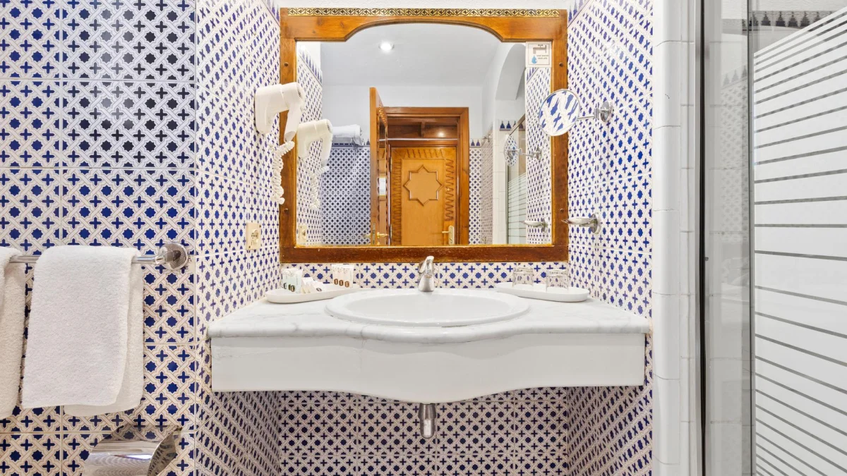 Bella vista Queen or Twin Room Sea , Pool & Garden (двухместный номер с видом на море)