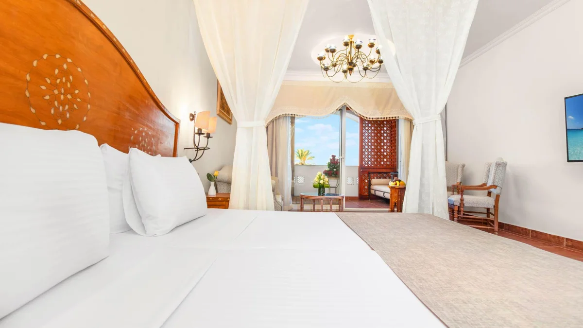 Prestige Deluxe Queen or Twin Room - Sea View (престиж двухместный номер с видом на море)